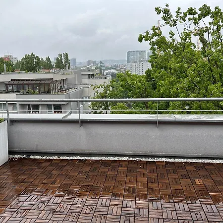 Apartman Tomasikova *